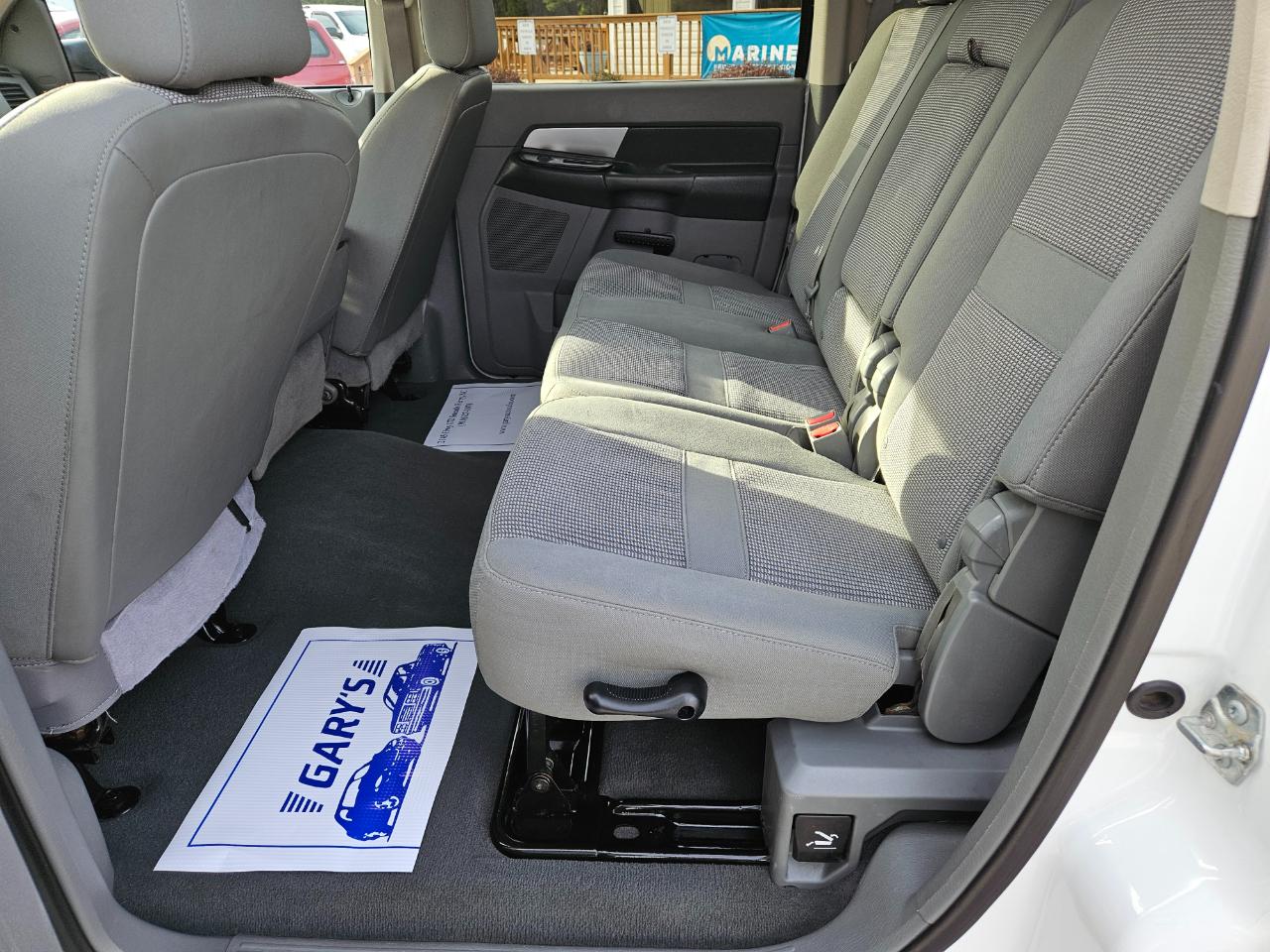 Dodge Ram 2500 4WD Mega Cab 160.5" SXT 2009