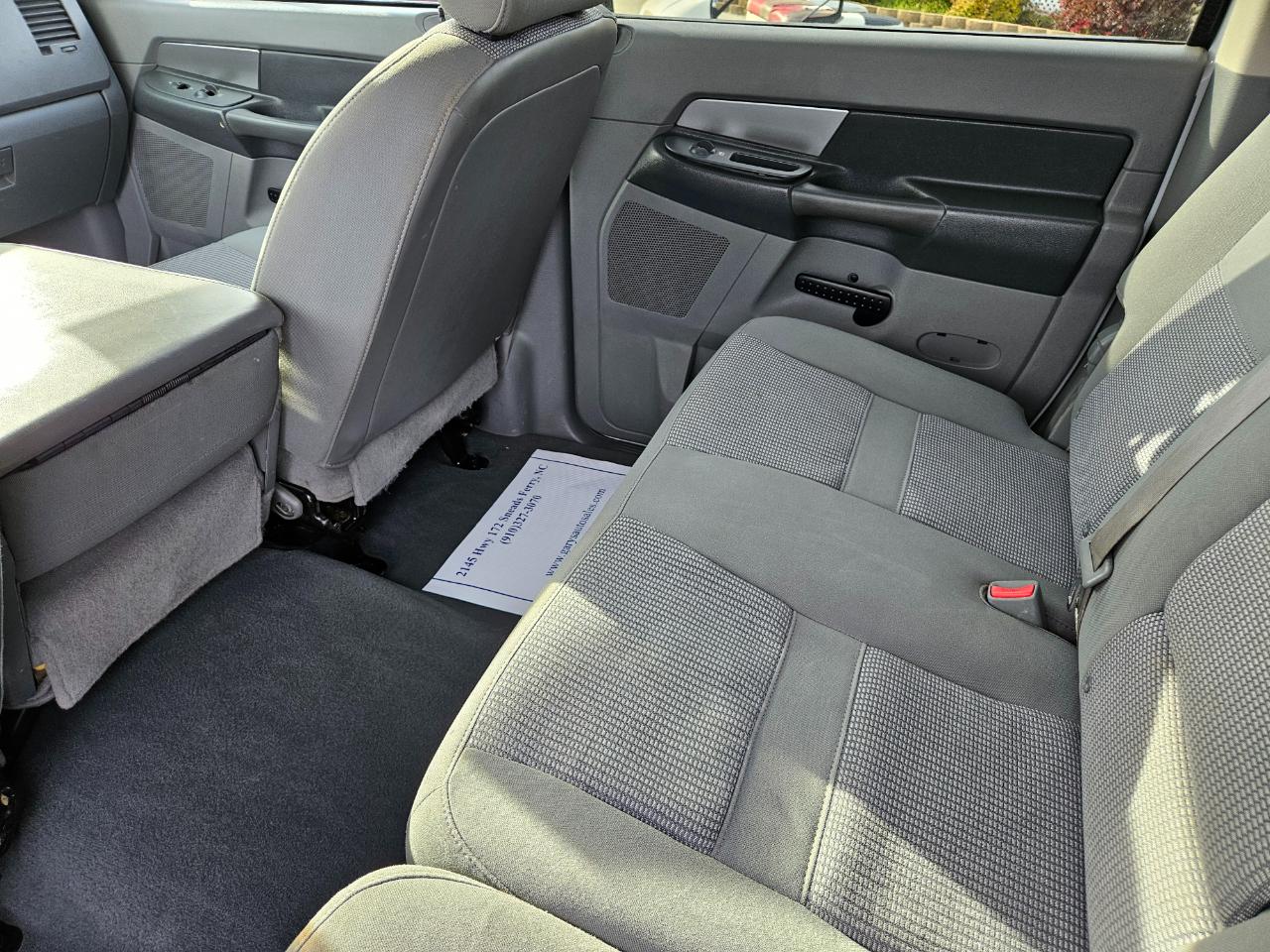 Dodge Ram 2500 4WD Mega Cab 160.5" SXT 2009