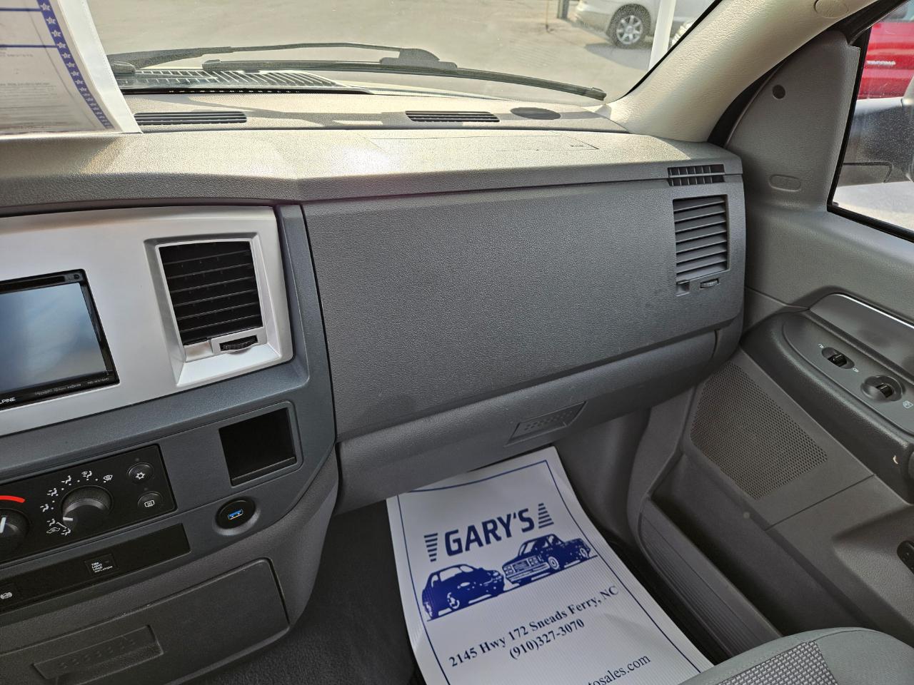 Dodge Ram 2500 4WD Mega Cab 160.5" SXT 2009