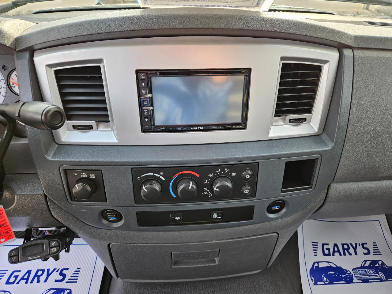 Dodge Ram 2500 4WD Mega Cab 160.5" SXT 2009