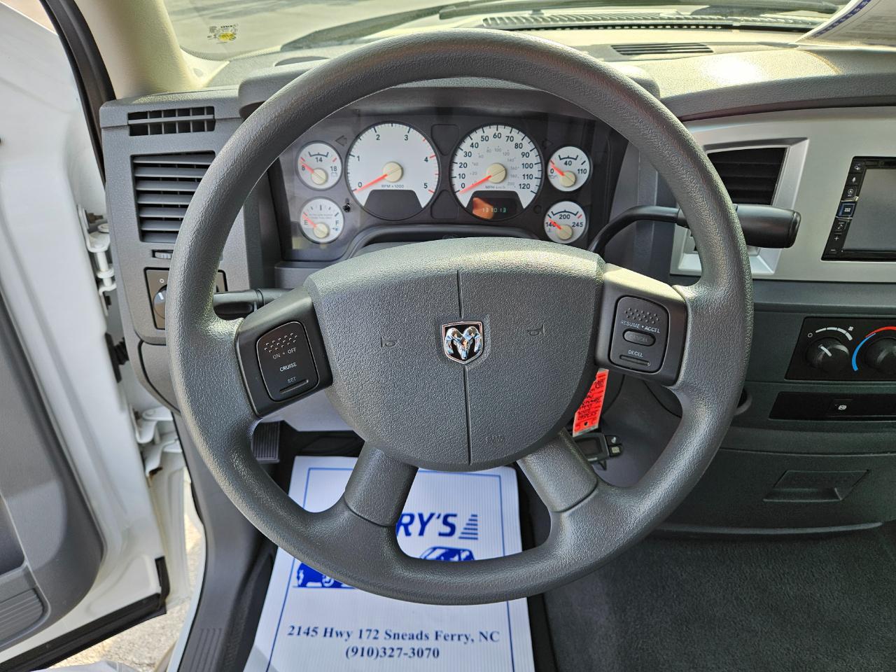Dodge Ram 2500 4WD Mega Cab 160.5" SXT 2009