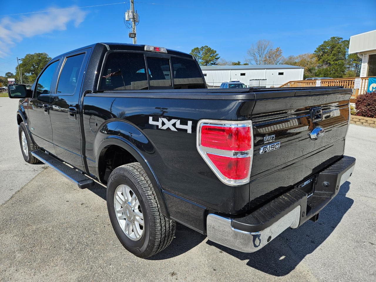 Ford F-150 4WD SuperCrew 145" Lariat 2013