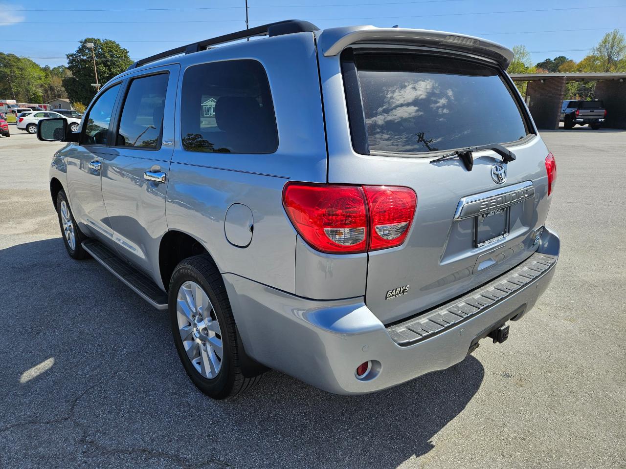 Toyota Sequoia Platinum 4D SUV 4WD 2016