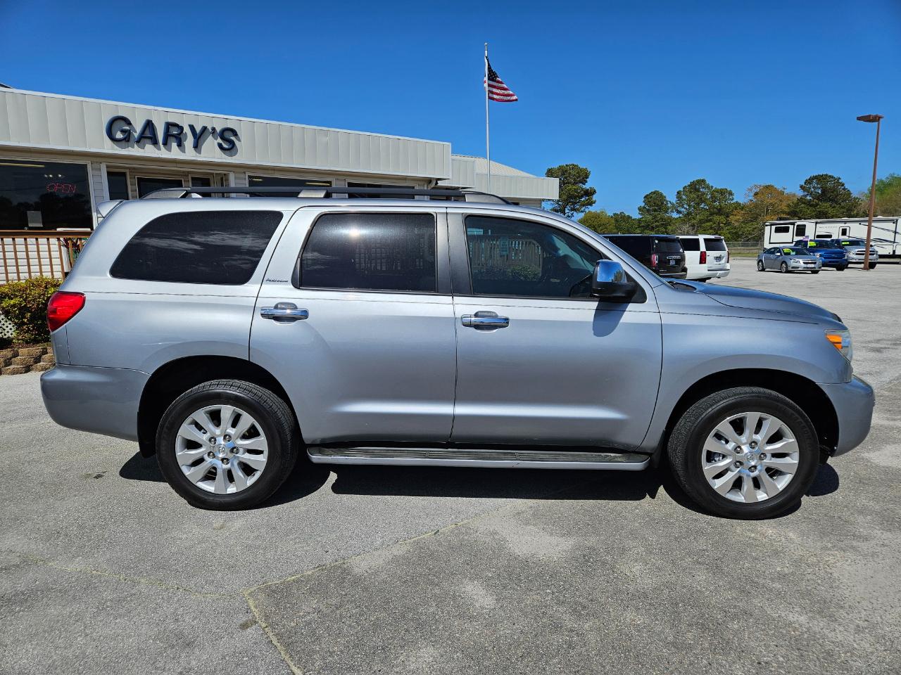 Toyota Sequoia Platinum 4D SUV 4WD 2016