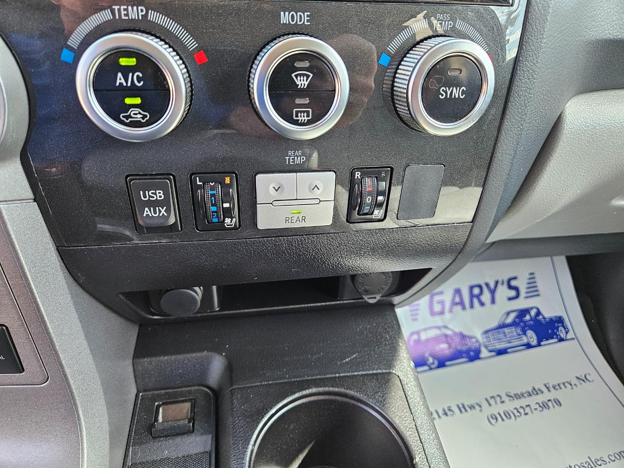 Toyota Sequoia Platinum 4D SUV 4WD 2016