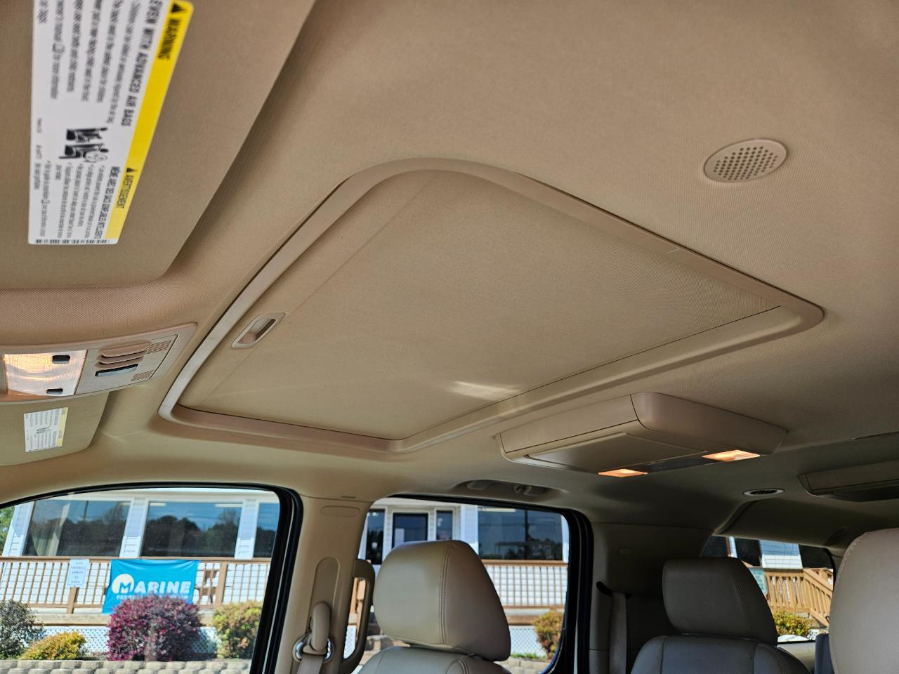 Chevrolet Suburban 4WD 4dr 1500 LTZ 2013