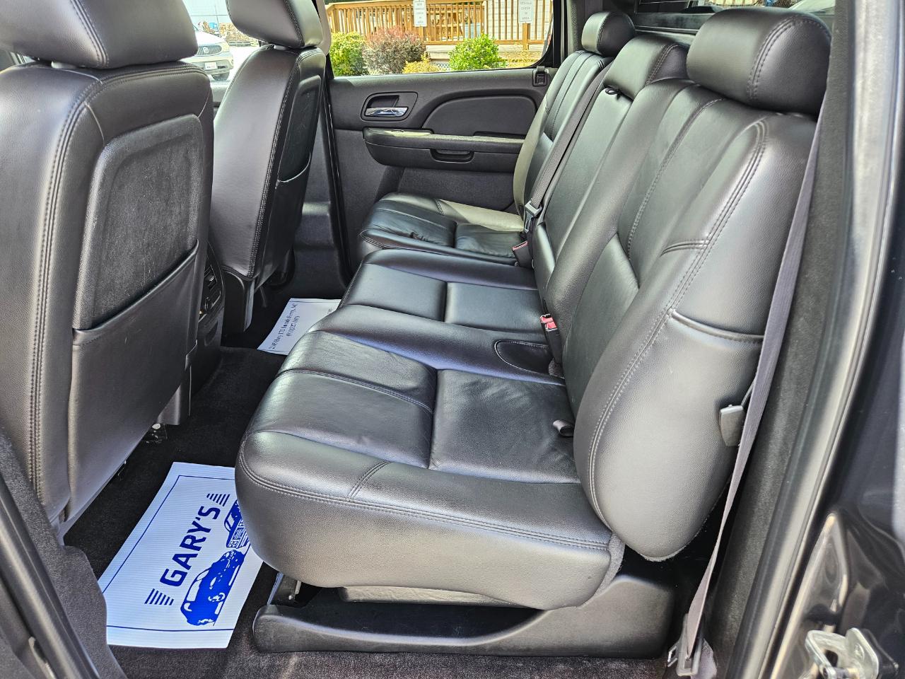 Chevrolet Avalanche LT 4D SUV 4WD 2011