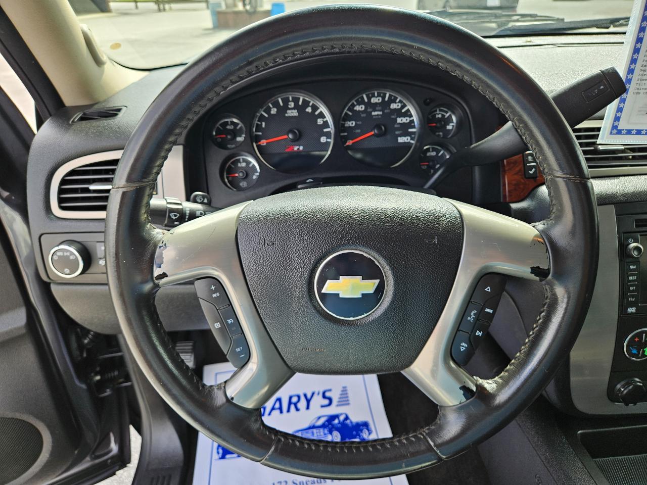 Chevrolet Avalanche LT 4D SUV 4WD 2011