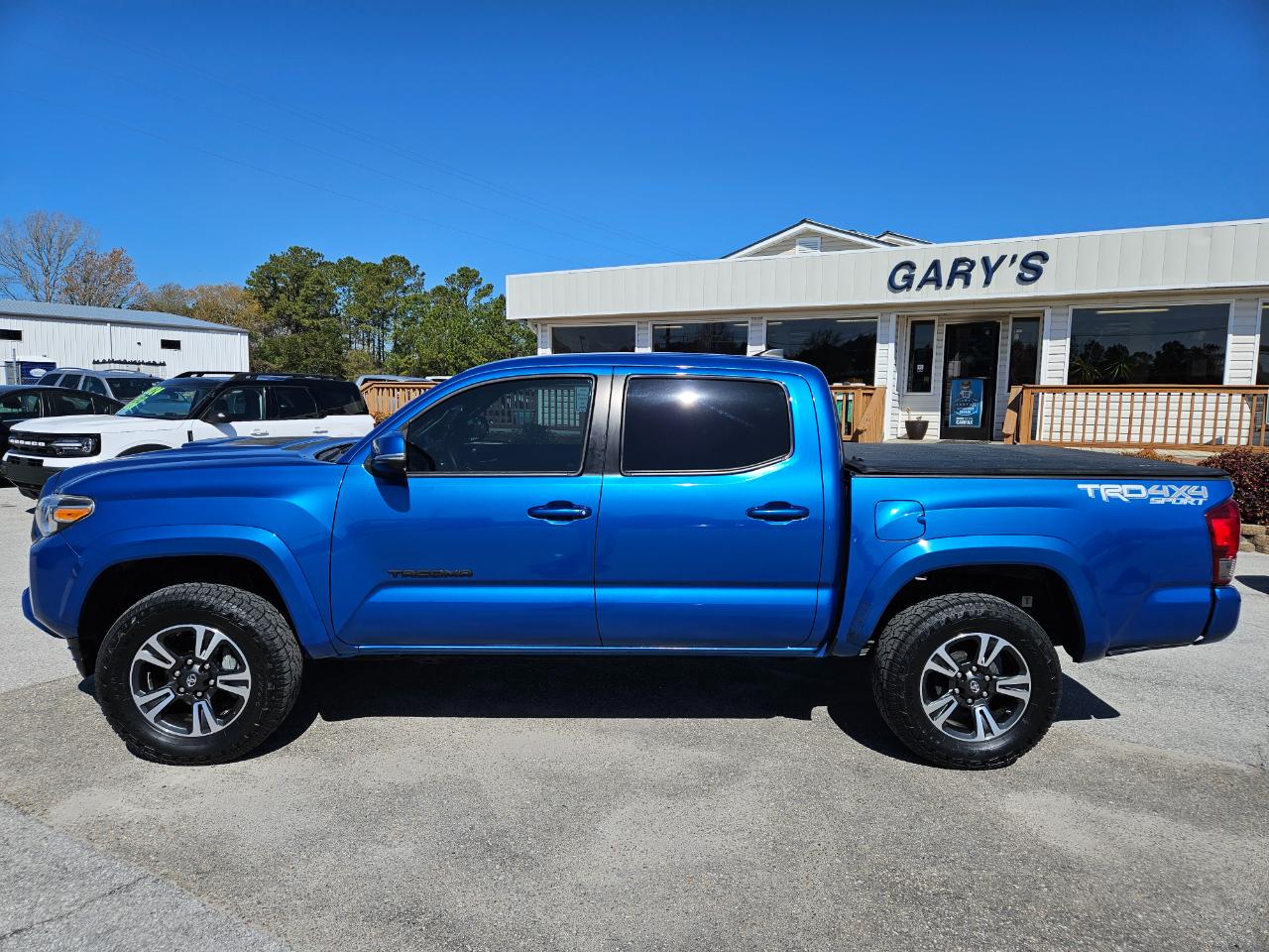 Toyota Tacoma 4WD Double Cab V6 AT TRD Sport (Natl) 2016