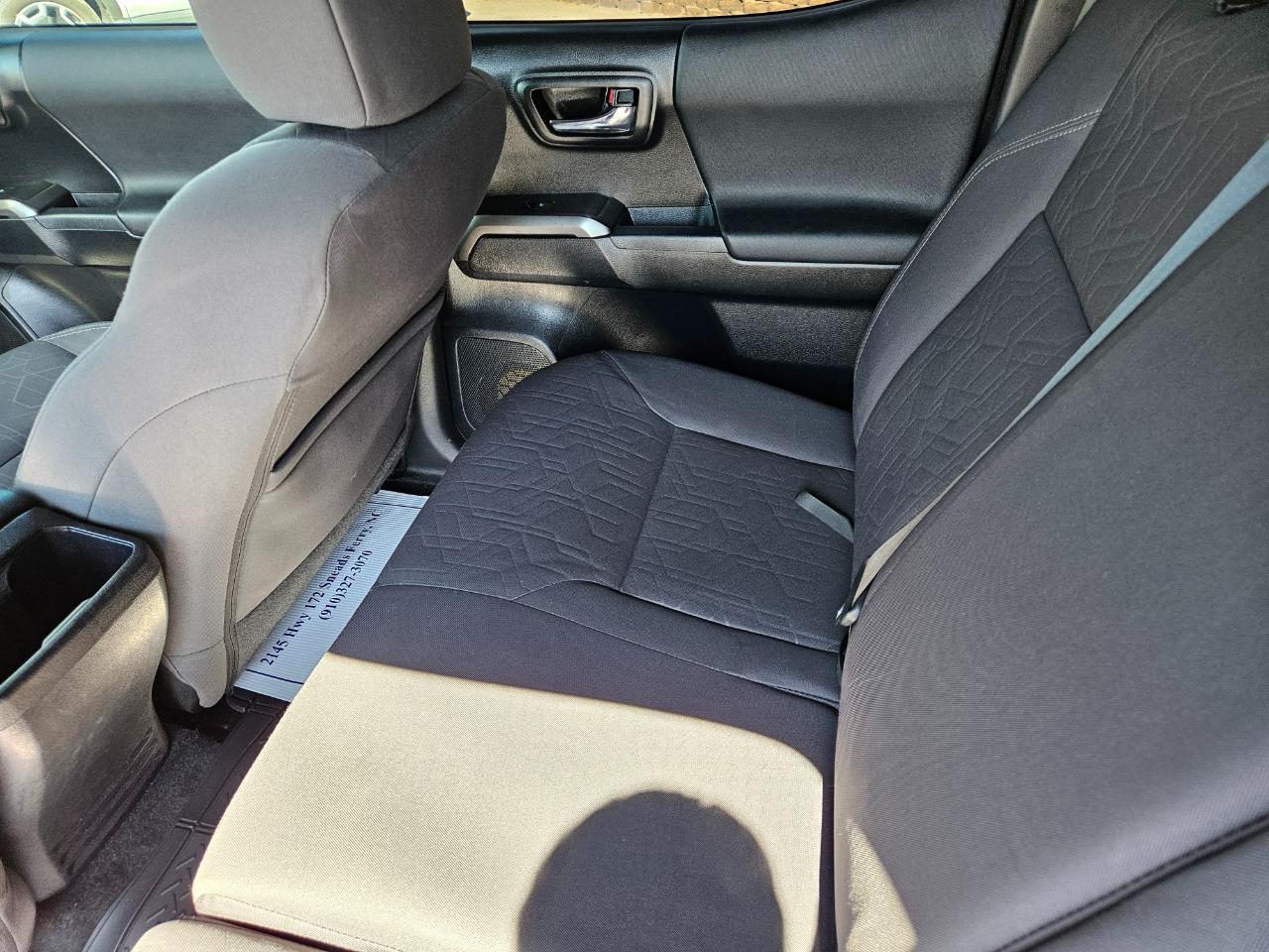 Toyota Tacoma 4WD Double Cab V6 AT TRD Sport (Natl) 2016