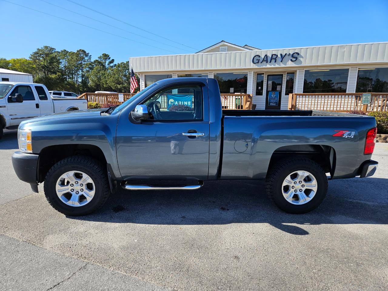 Chevrolet Silverado 1500 W/T Reg Cab 4WD SWB 2012