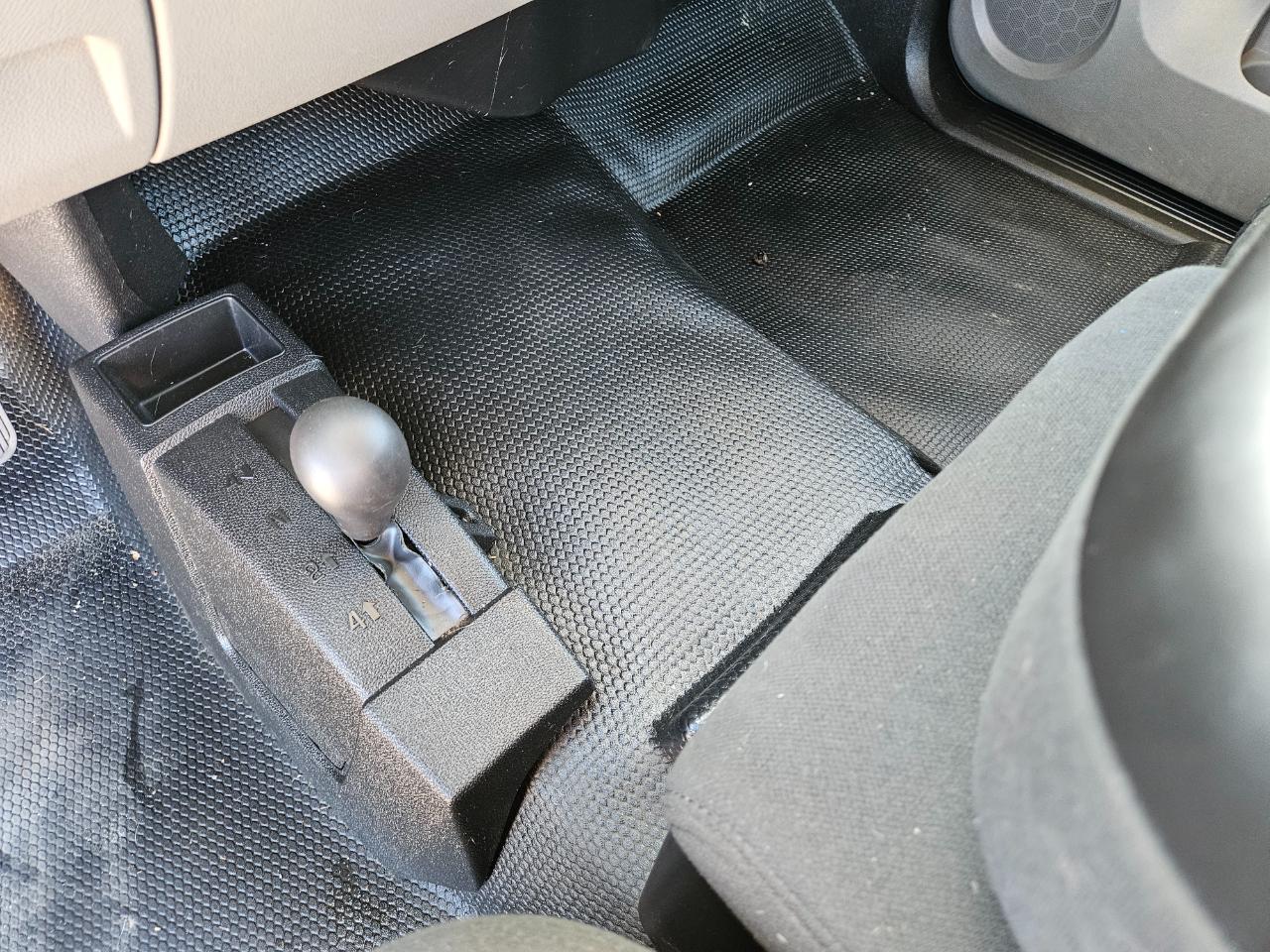 Chevrolet Silverado 1500 W/T Reg Cab 4WD SWB 2012