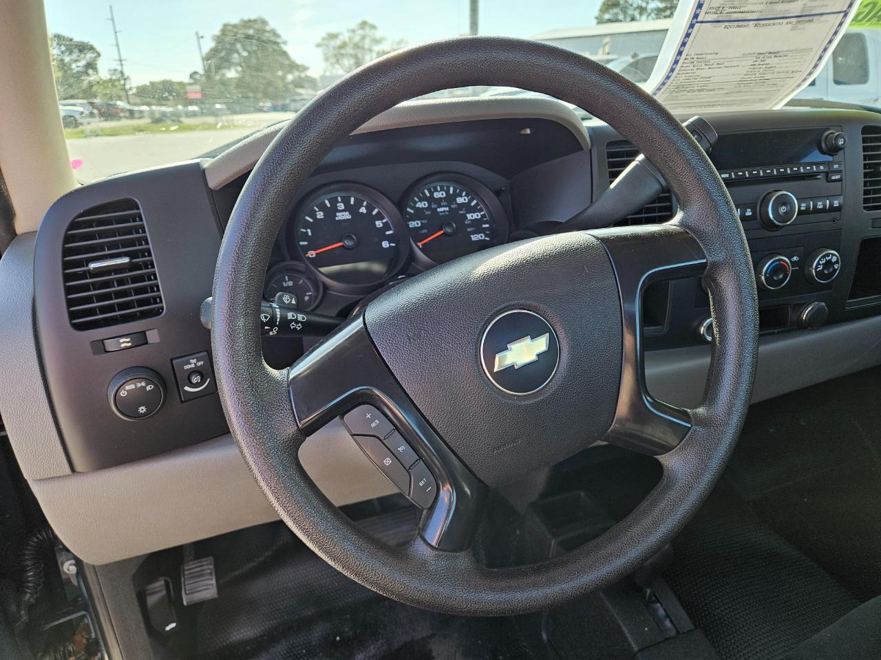 Chevrolet Silverado 1500 W/T Reg Cab 4WD SWB 2012