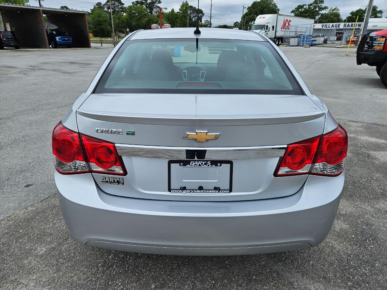 Chevrolet Cruze 4dr Sdn ECO w/1XF 2011