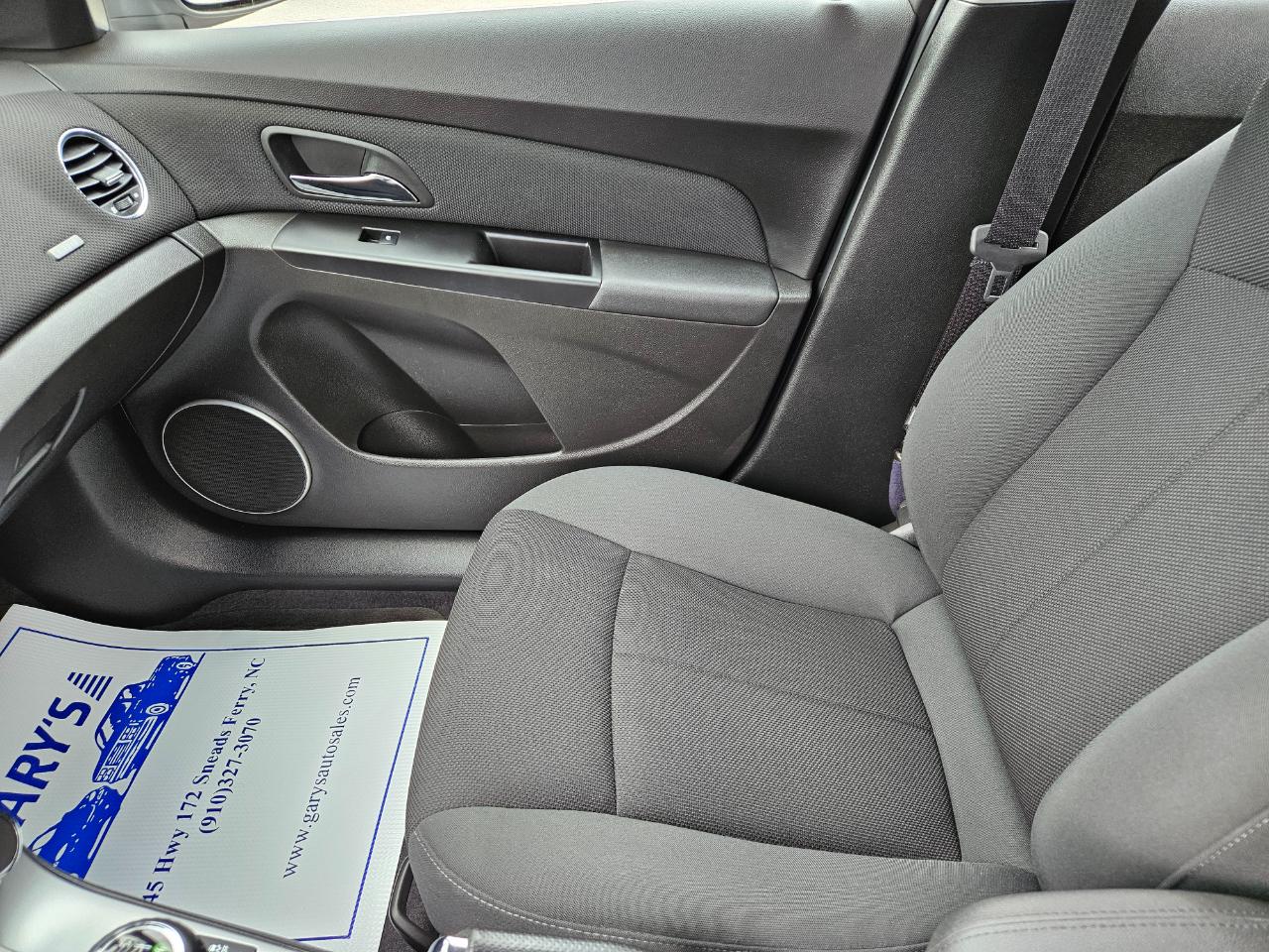 Chevrolet Cruze 4dr Sdn ECO w/1XF 2011