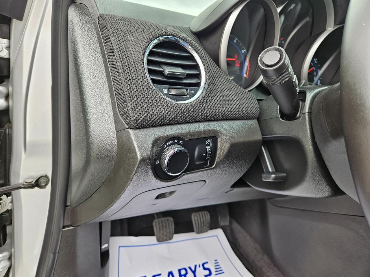 Chevrolet Cruze 4dr Sdn ECO w/1XF 2011