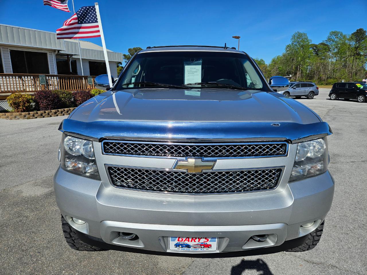 Chevrolet Avalanche 4WD Crew Cab LTZ 2011