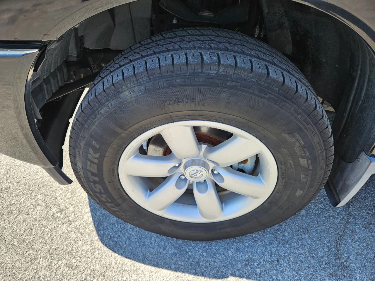 Nissan Titan 4WD King Cab SWB SV 2014