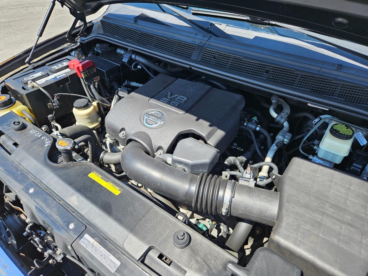 Nissan Titan 4WD King Cab SWB SV 2014