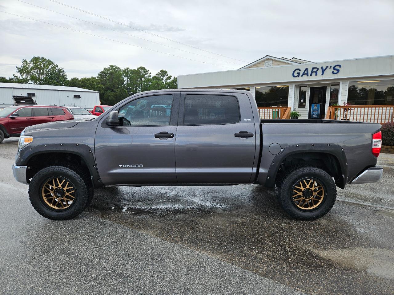Toyota Tundra 4WD Truck CrewMax 5.7L FFV V8 6-Spd AT SR5 (Natl) 2014