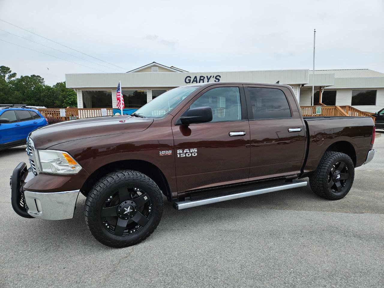 RAM 1500 4WD Crew Cab 140.5" Big Horn 2013