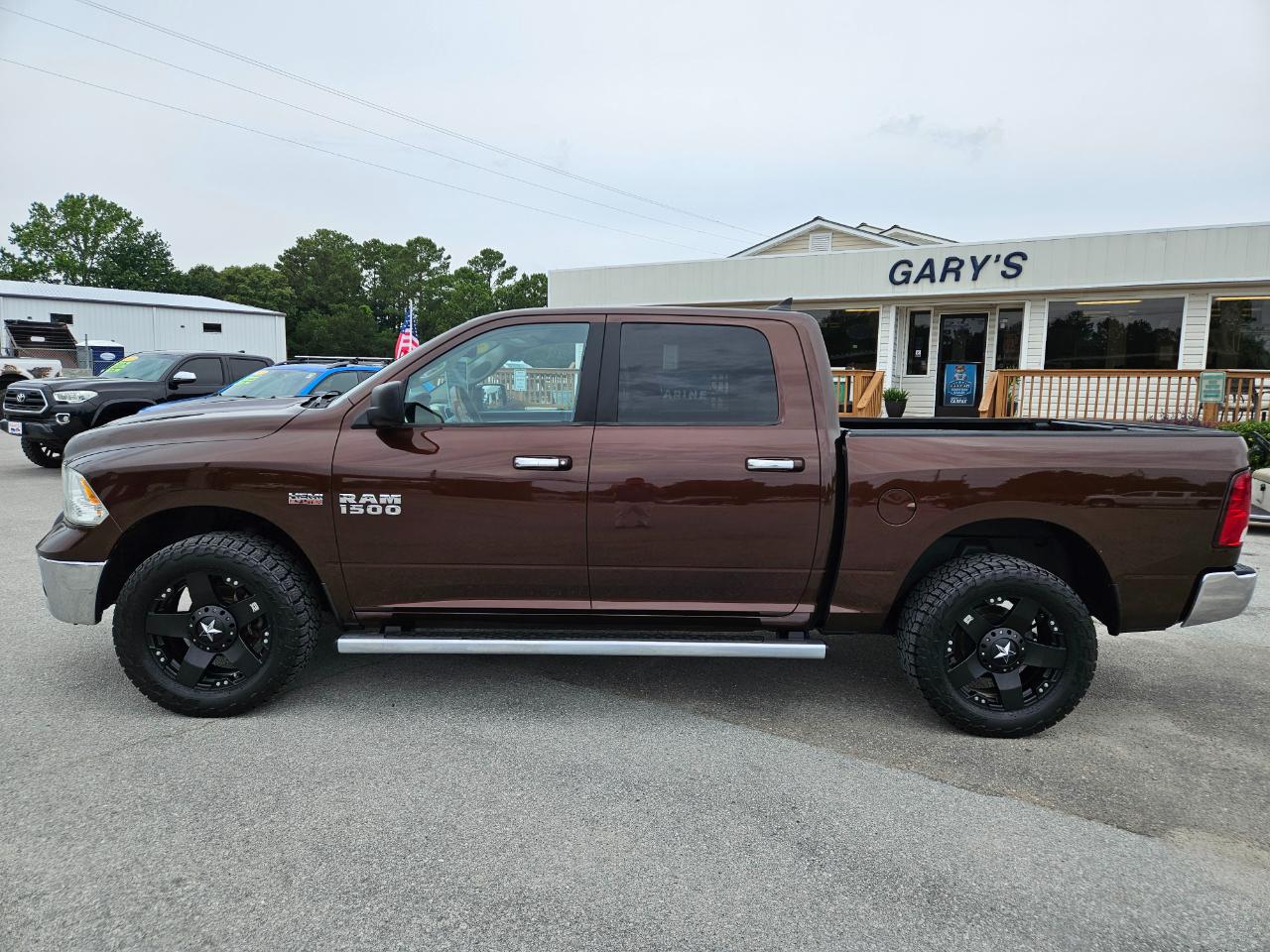 RAM 1500 4WD Crew Cab 140.5" Big Horn 2013