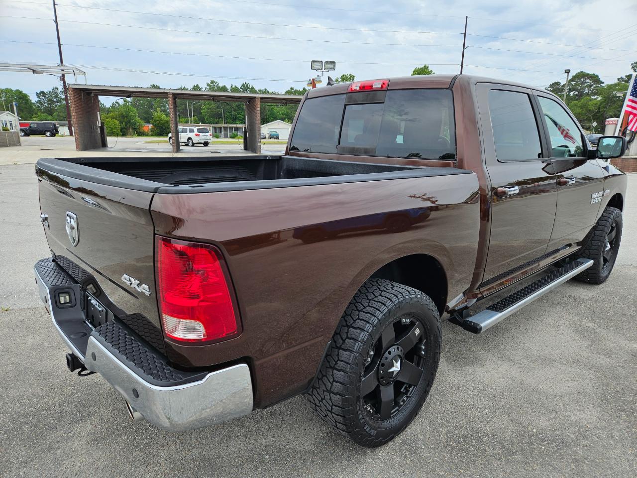 RAM 1500 4WD Crew Cab 140.5" Big Horn 2013