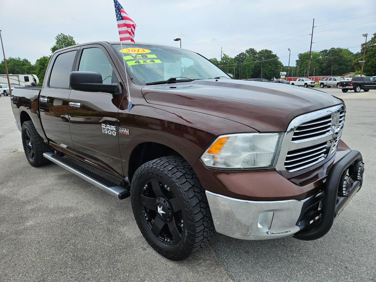 RAM 1500 4WD Crew Cab 140.5" Big Horn 2013