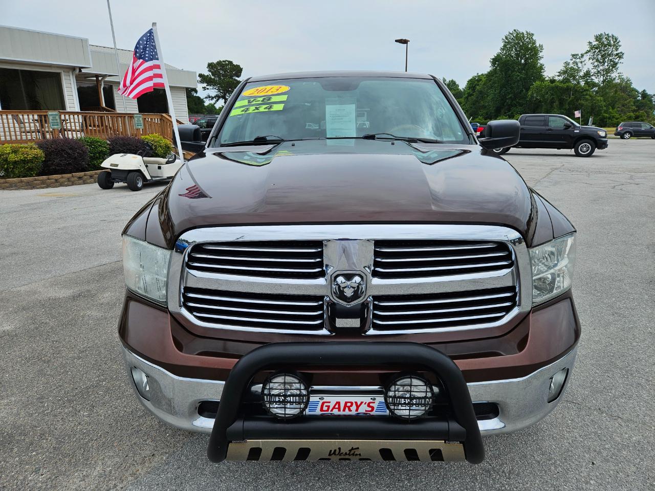 RAM 1500 4WD Crew Cab 140.5" Big Horn 2013
