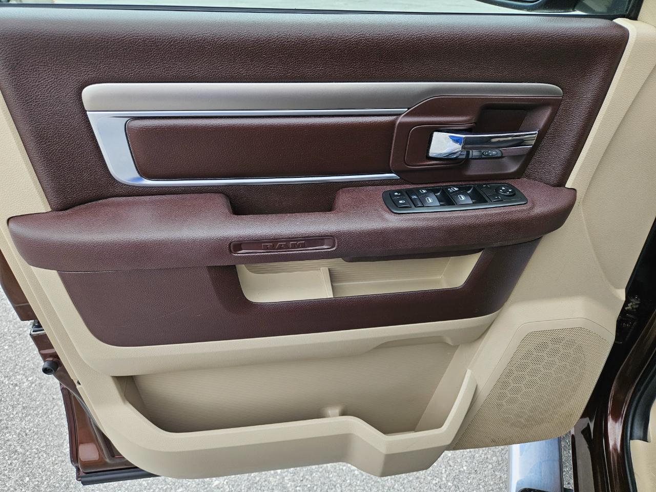 RAM 1500 4WD Crew Cab 140.5" Big Horn 2013