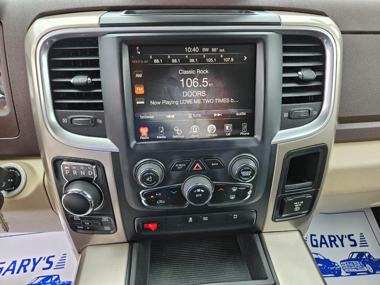 RAM 1500 4WD Crew Cab 140.5" Big Horn 2013