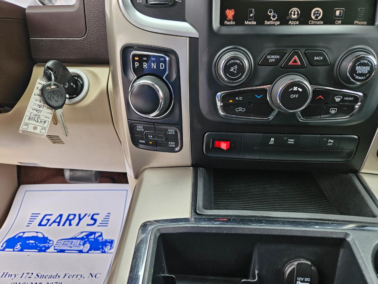 RAM 1500 4WD Crew Cab 140.5" Big Horn 2013