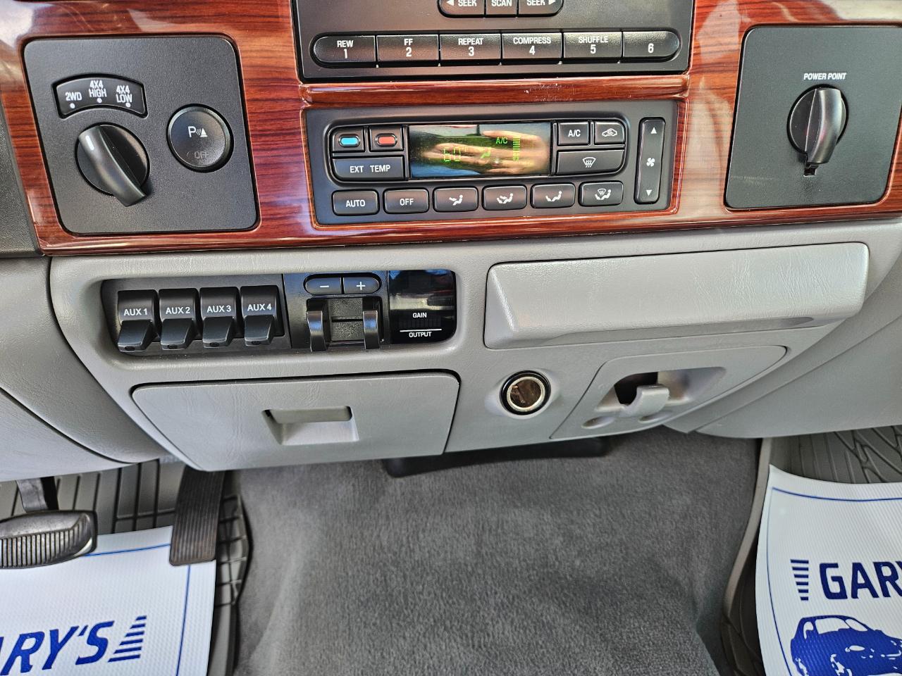 Ford Super Duty F-250 Crew Cab 156" Lariat 4WD 2006