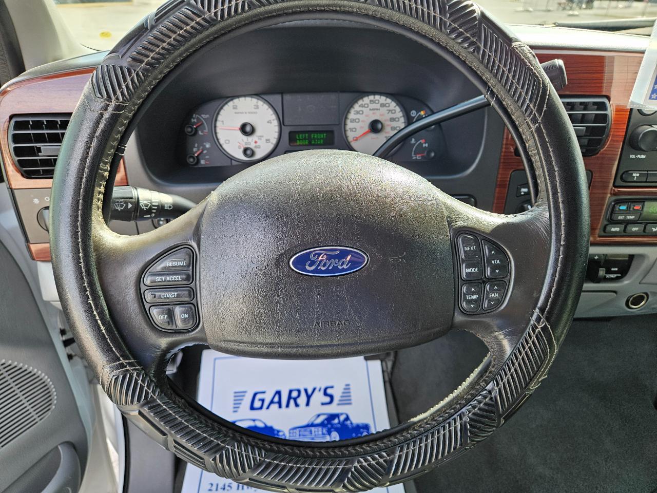 Ford Super Duty F-250 Crew Cab 156" Lariat 4WD 2006