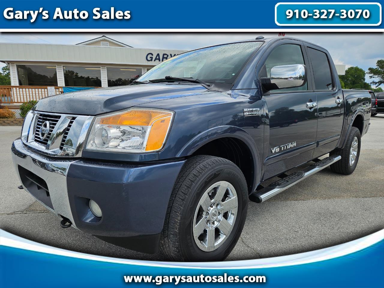 2015 Nissan Titan 4WD Crew Cab SWB SV