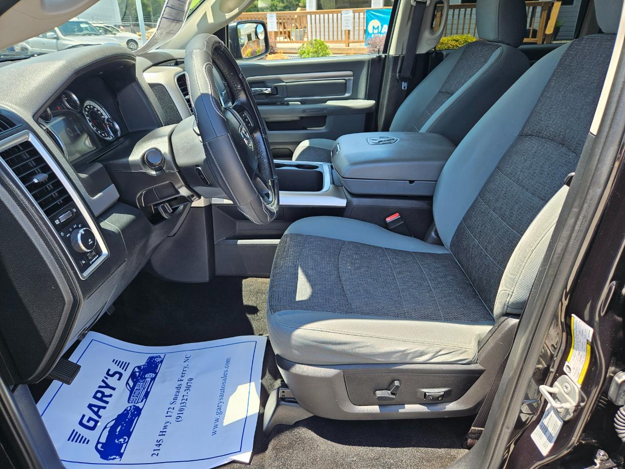 RAM 1500 4WD Crew Cab 140.5" Big Horn 2016