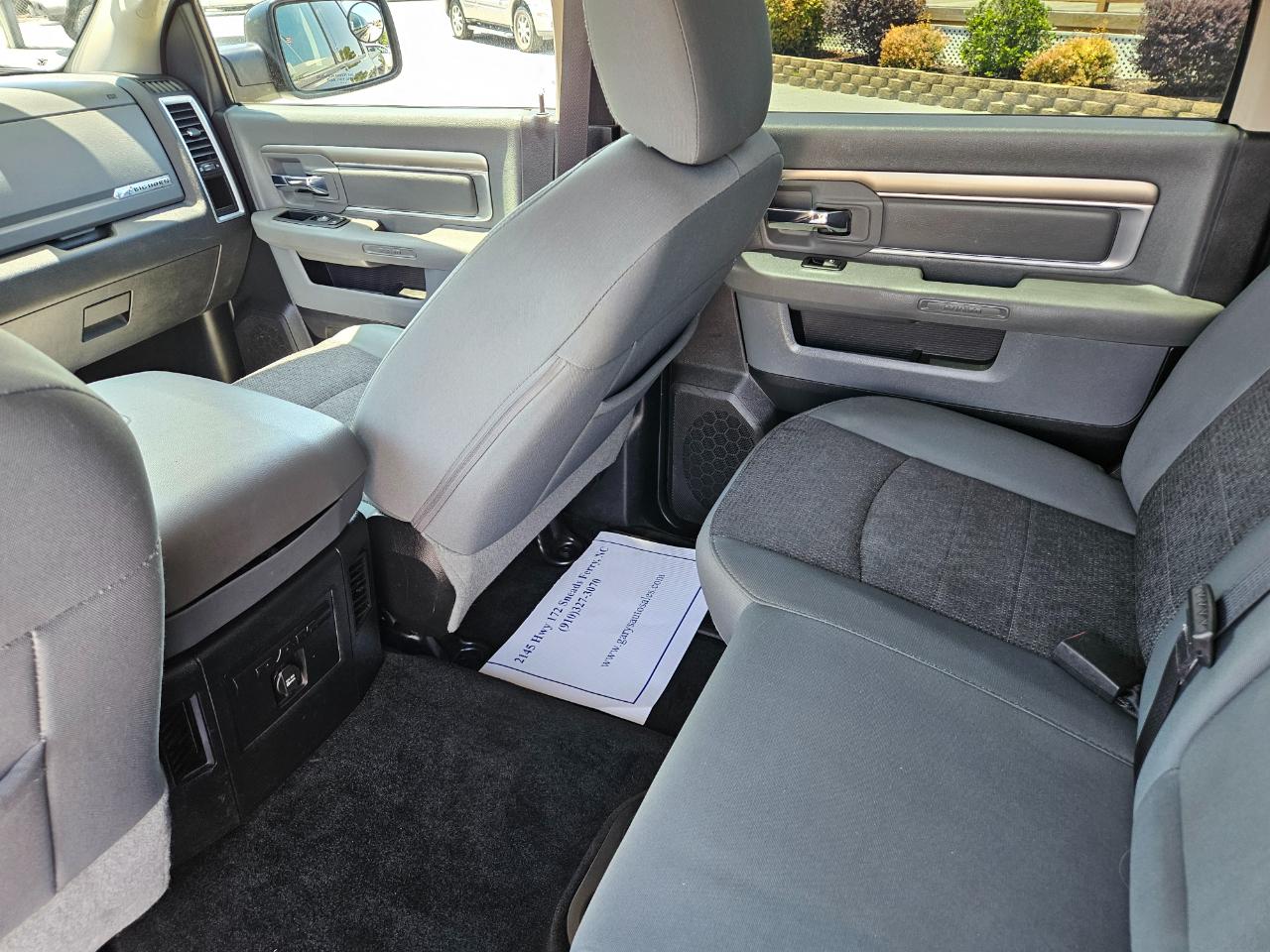 RAM 1500 4WD Crew Cab 140.5" Big Horn 2016