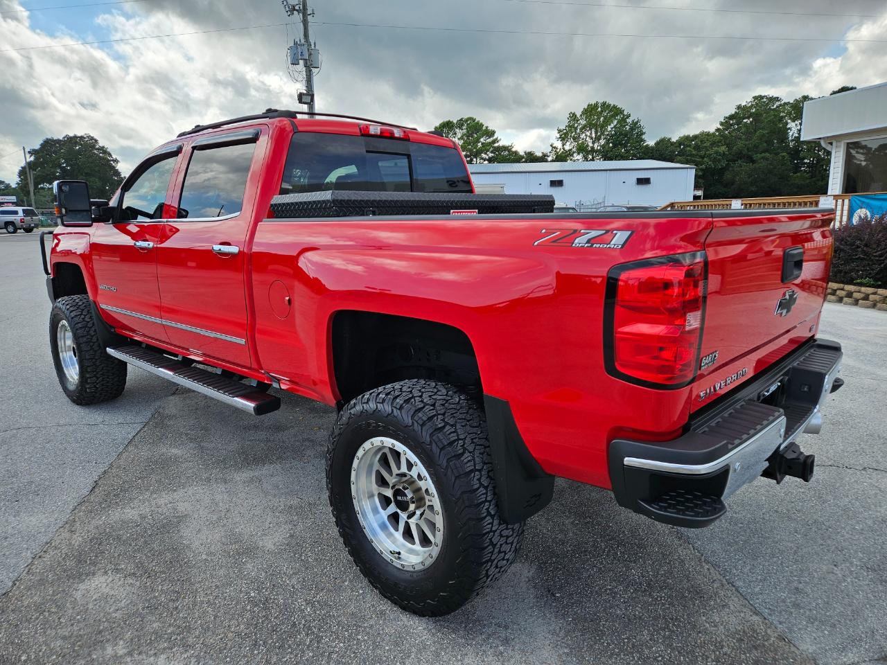 Chevrolet Silverado 2500HD LTZ Crew Cab Short Box 4WD 2019