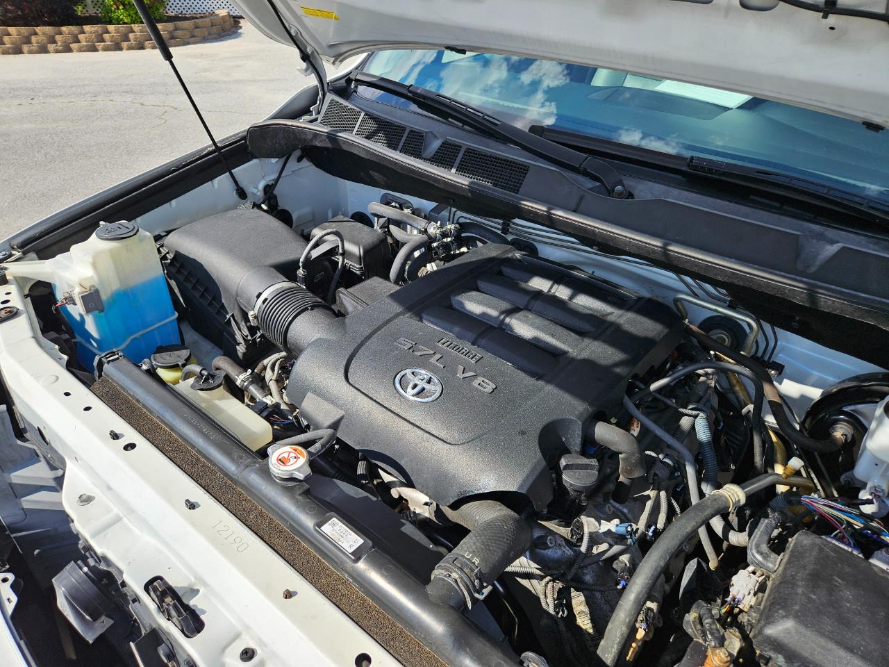 Toyota Sequoia Platinum RWD (Natl) 2017