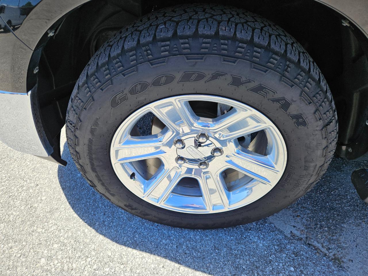 RAM 1500 Laramie Longhorn Edition Crew Cab SWB 2WD 2014