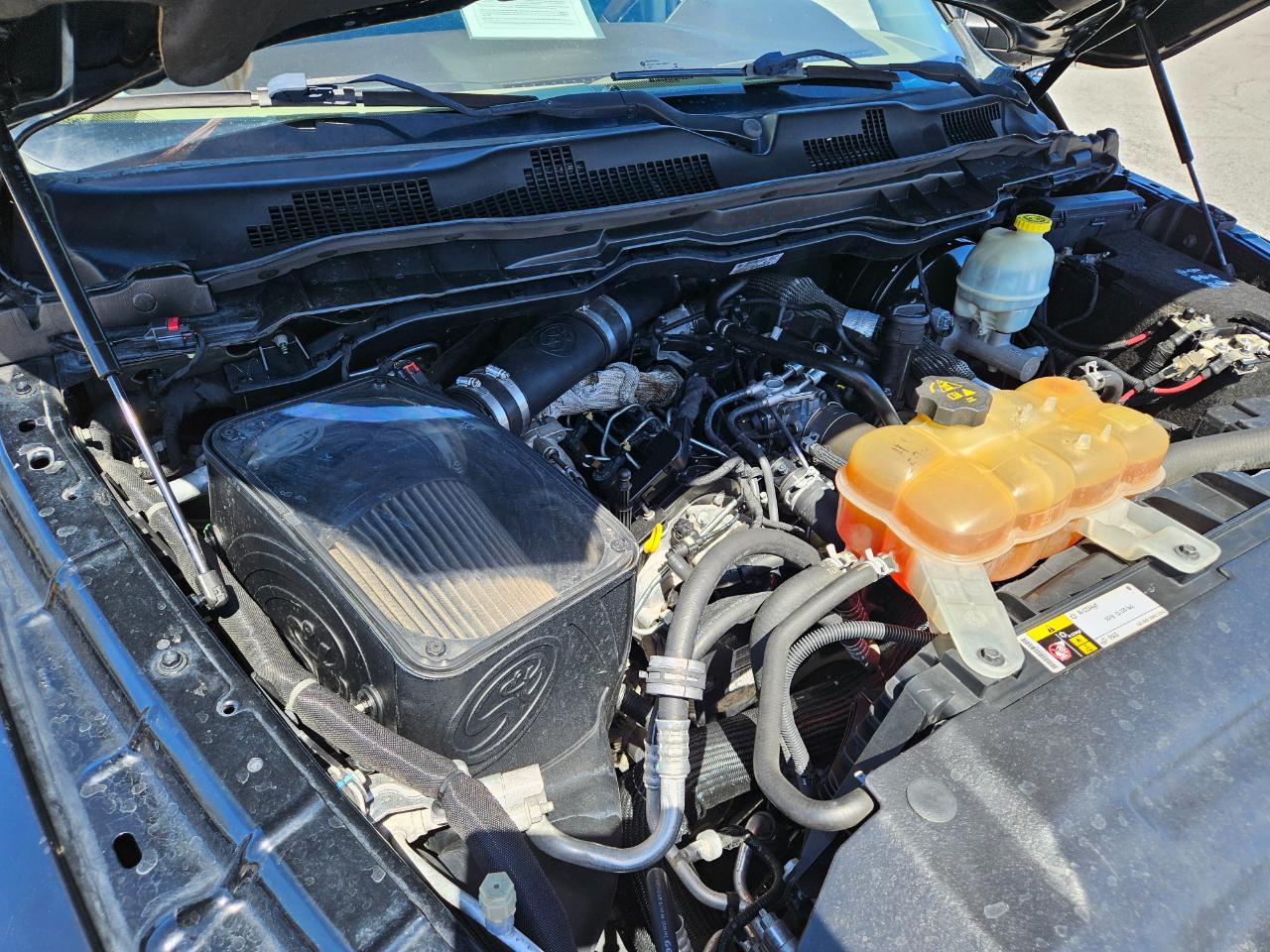 RAM 1500 Laramie Longhorn Edition Crew Cab SWB 2WD 2014