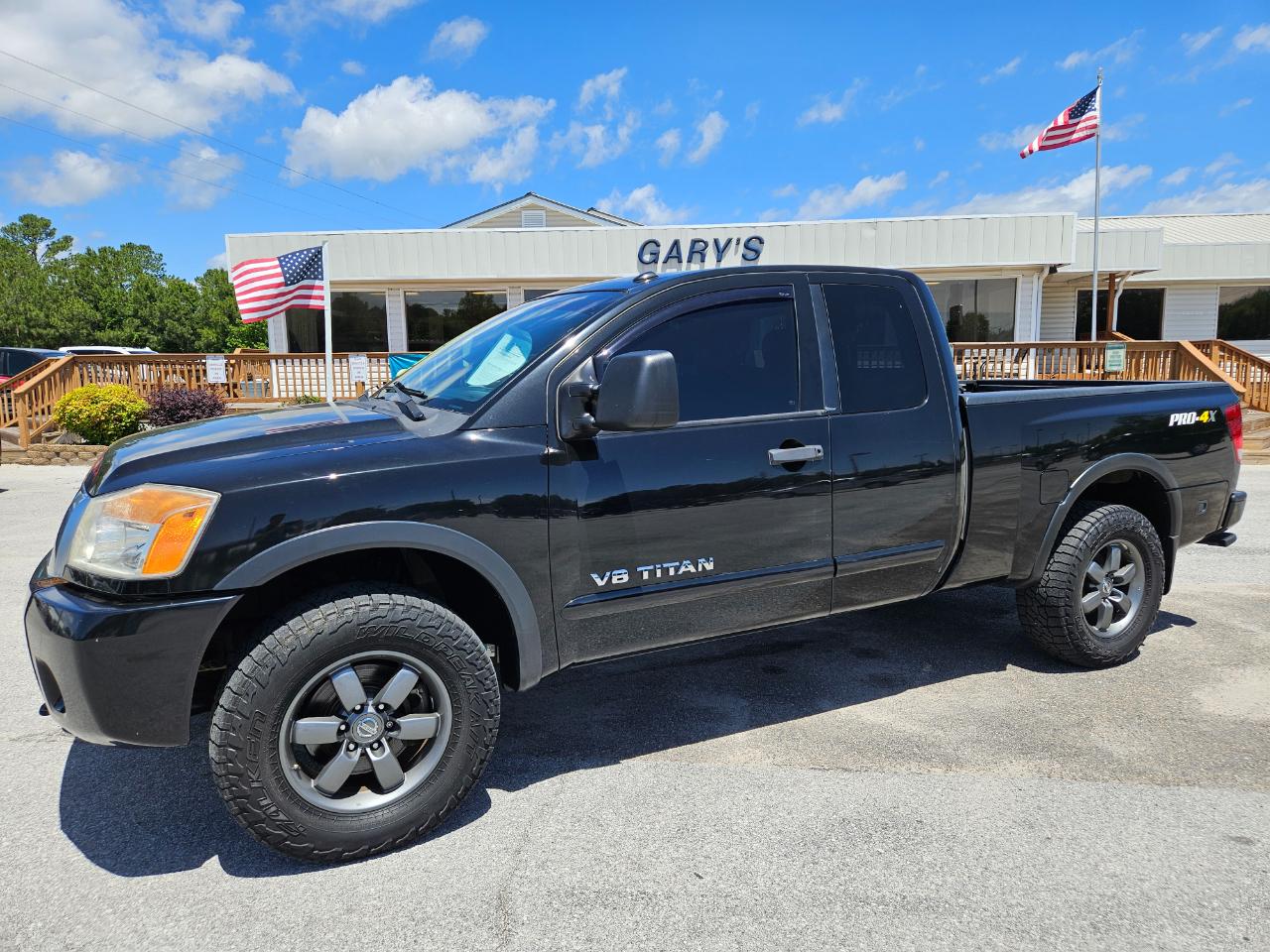 Nissan Titan 4WD King Cab SWB PRO-4X 2015