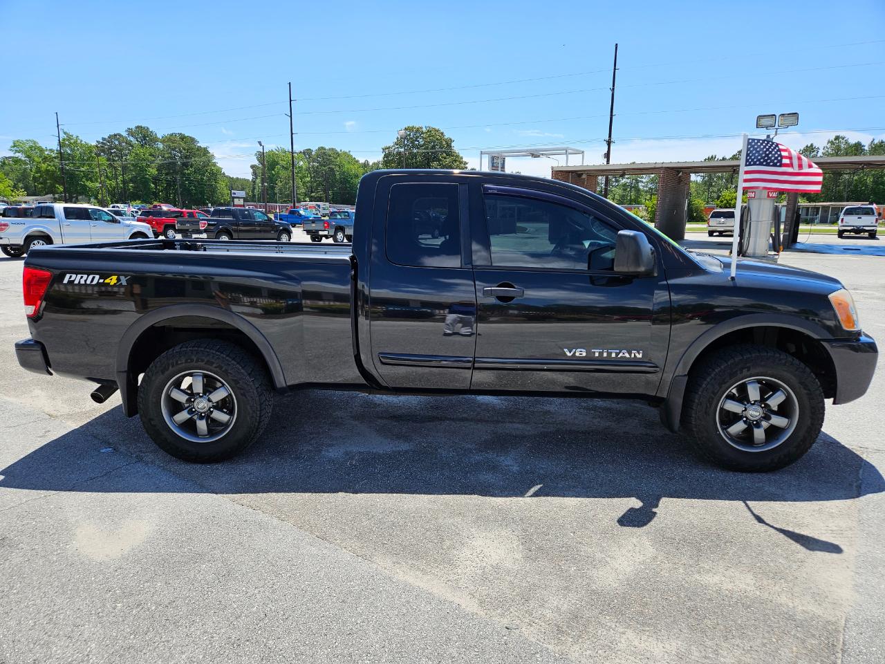 Nissan Titan 4WD King Cab SWB PRO-4X 2015