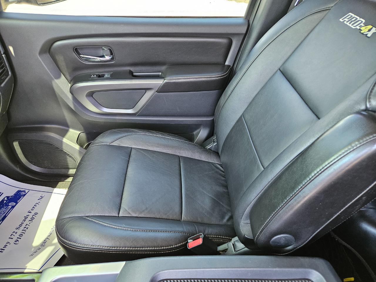 Nissan Titan 4WD King Cab SWB PRO-4X 2015