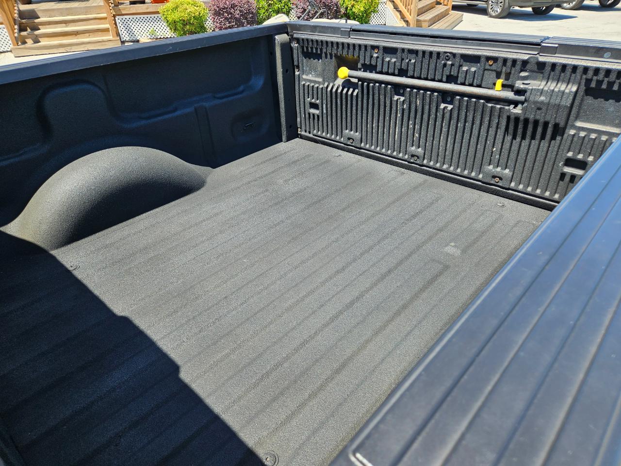 Ford F-150 4WD SuperCrew 145" Lariat 2014