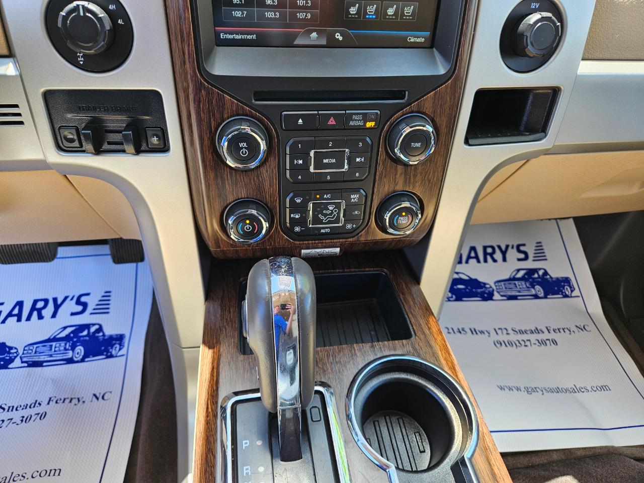 Ford F-150 4WD SuperCrew 145" Lariat 2014