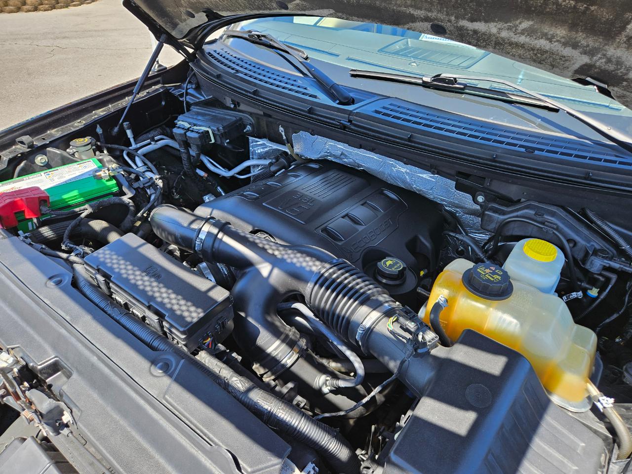 Ford F-150 4WD SuperCrew 145" Lariat 2014