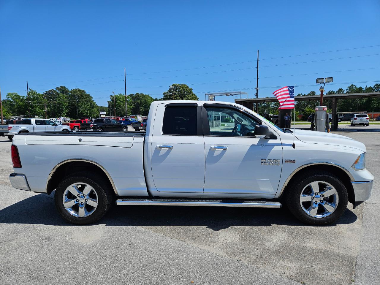 RAM 1500 4WD Quad Cab 140.5" Big Horn 2014