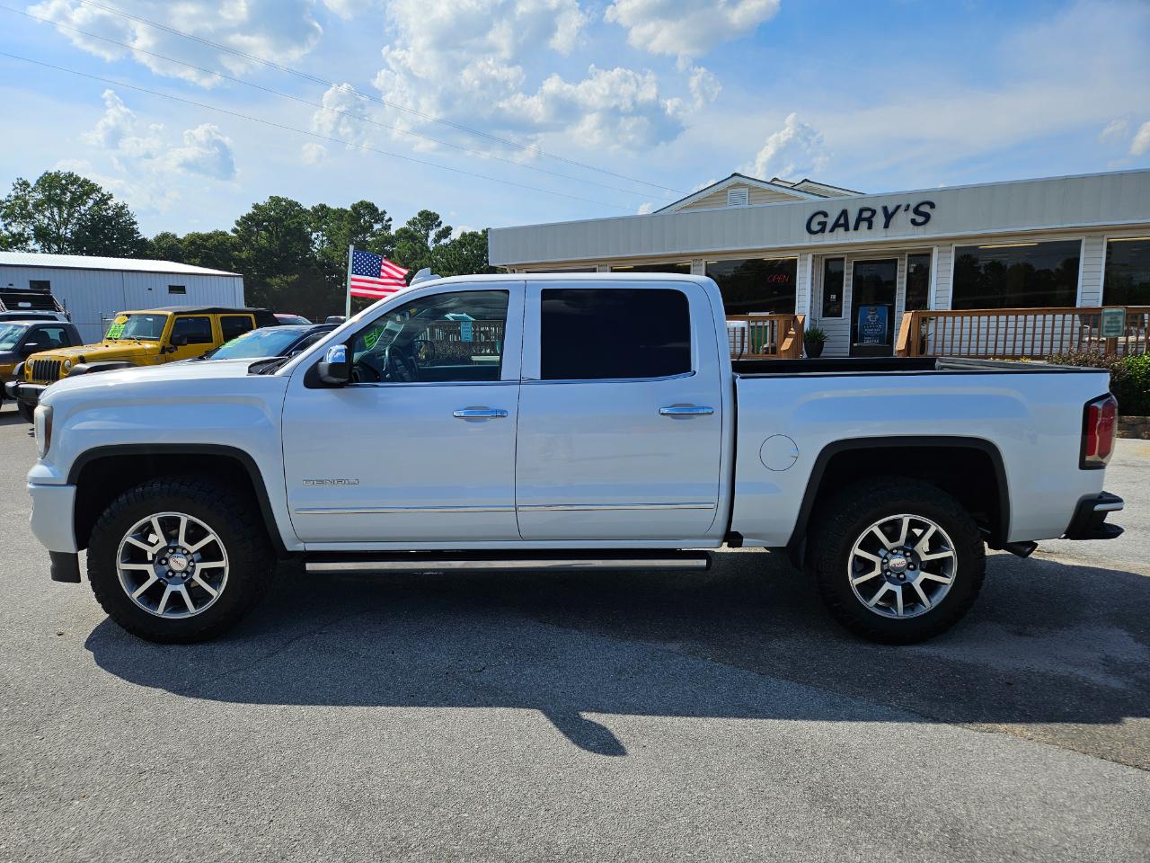GMC Sierra 1500 4WD Crew Cab 143.5" Denali 2016