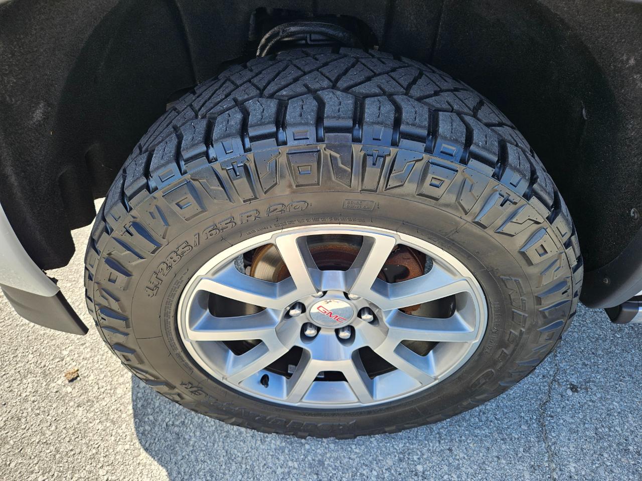 GMC Sierra 1500 4WD Crew Cab 143.5" Denali 2016